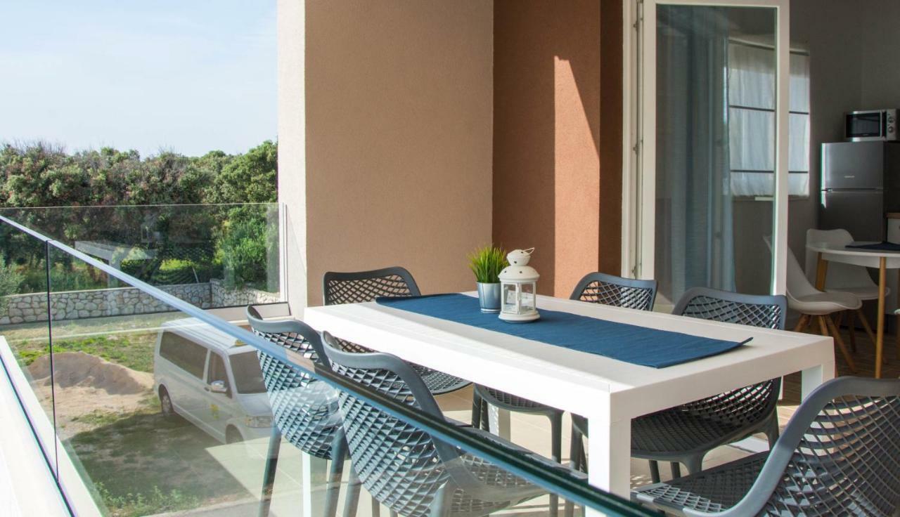 Apartments Melody Мандре Экстерьер фото