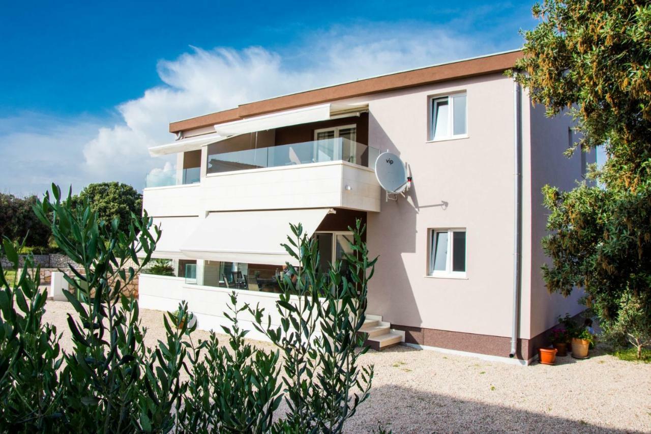 Apartments Melody Мандре Экстерьер фото