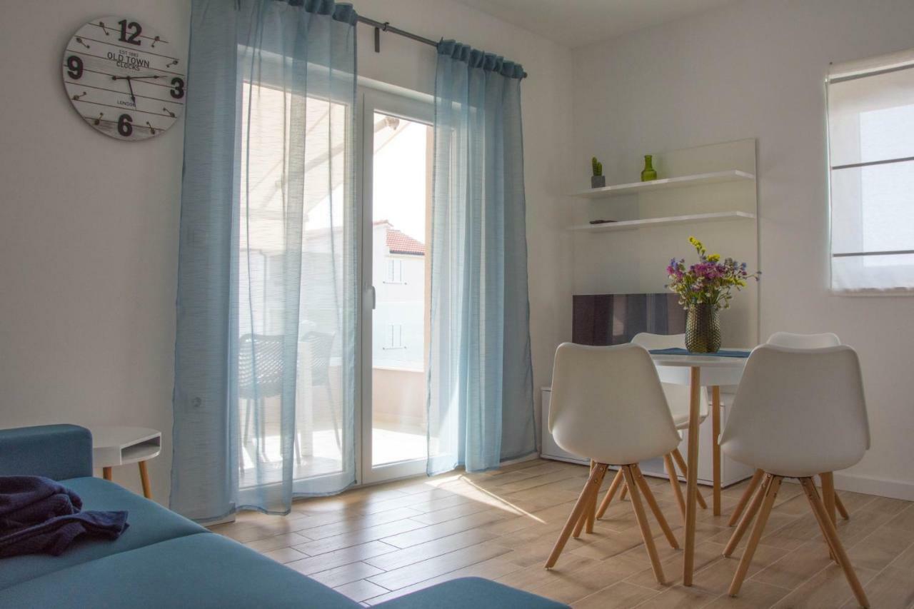 Apartments Melody Мандре Экстерьер фото